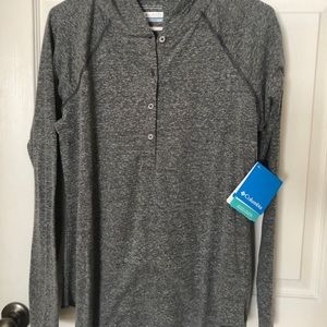 Women’s Columbia hooded long sleeve